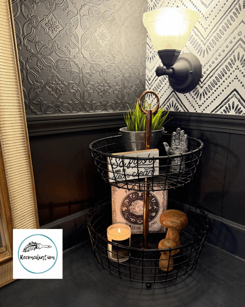 final reveal- moody bathroom decor (2)