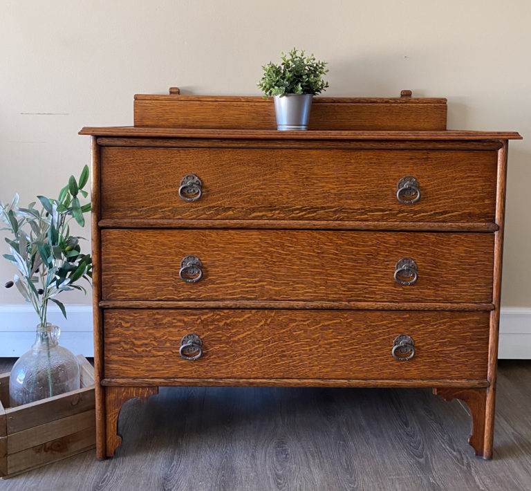 14 places To Buy Quality Furniture to Flip-Cheap! 